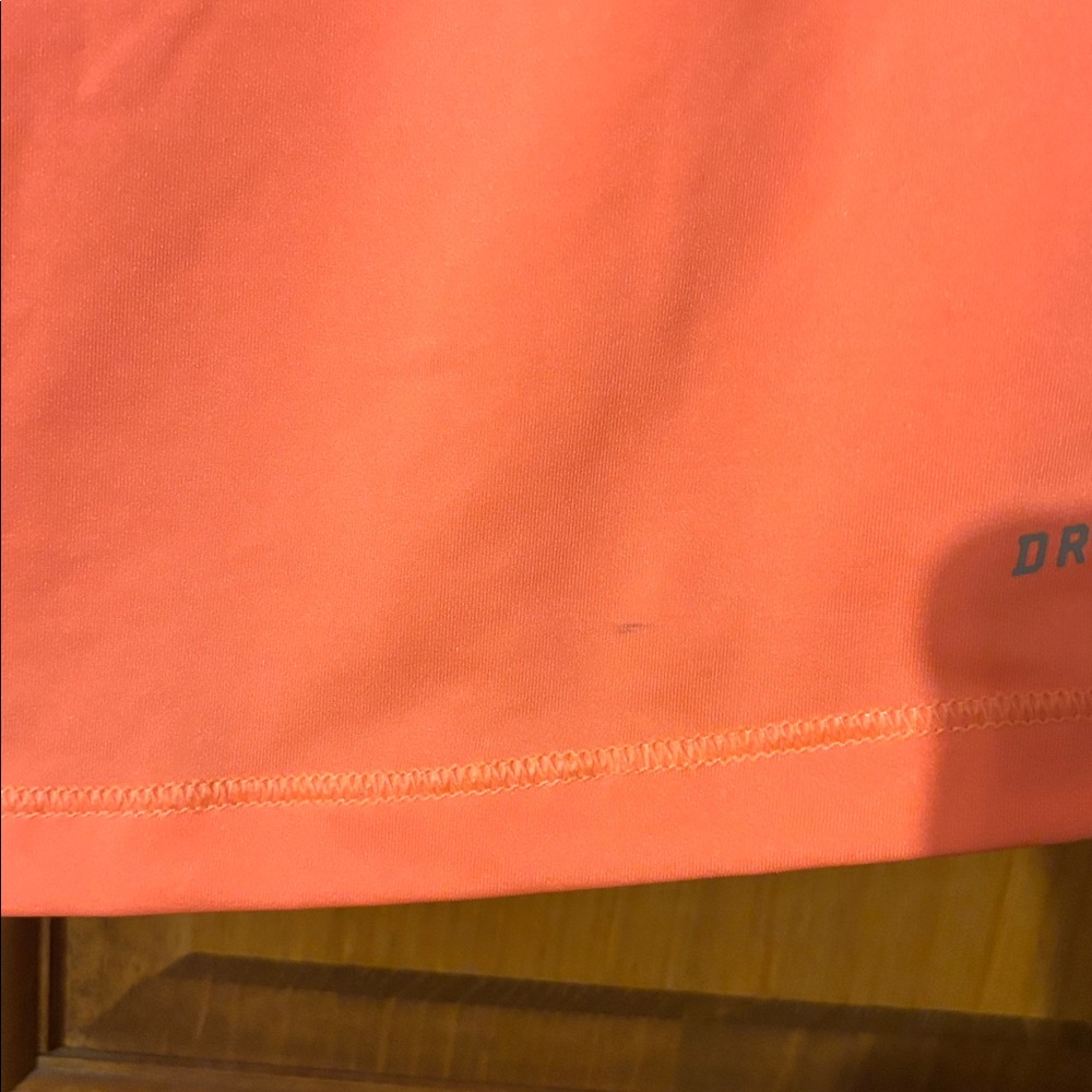❤️Nike Pro Vivid Coral Tee with White Swoosh - Picture 4 of 4